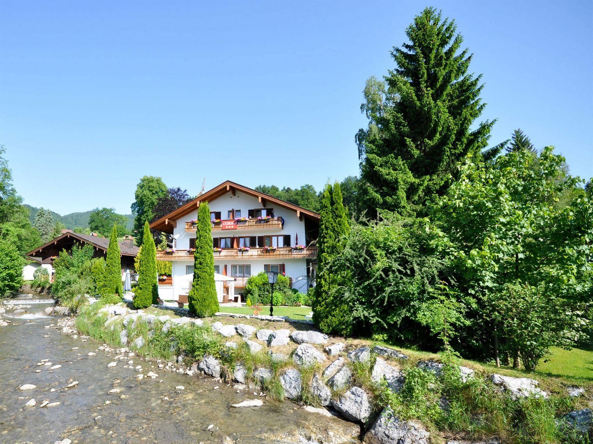 Hotel Quellenhof Bad Wiessee Exterior photo